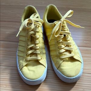 K Swiss women size 6.5 Yellow Canvas Sneakers